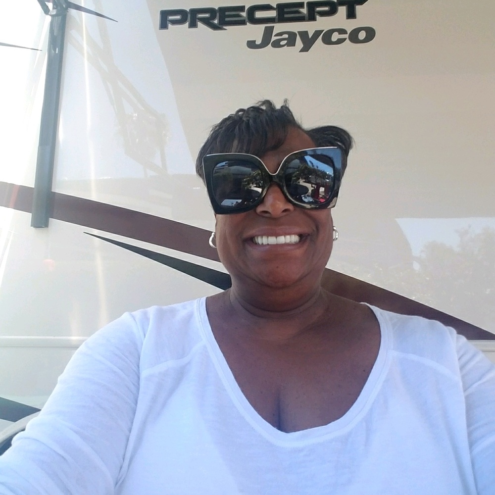 Meet your Posher, Eugenia